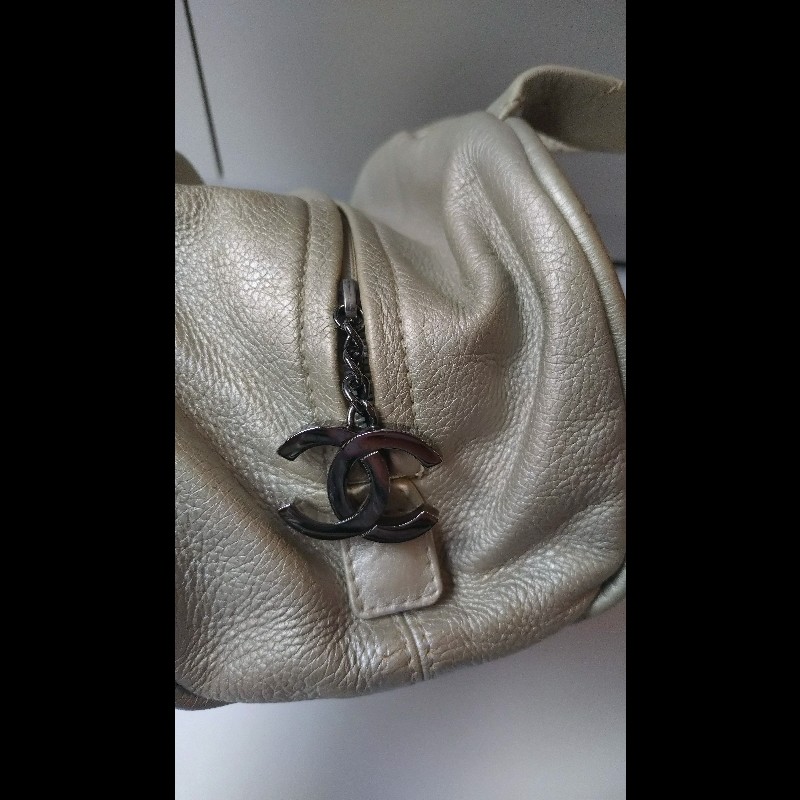 Chanel 銀色軟皮革抓皺手提波士頓包-25