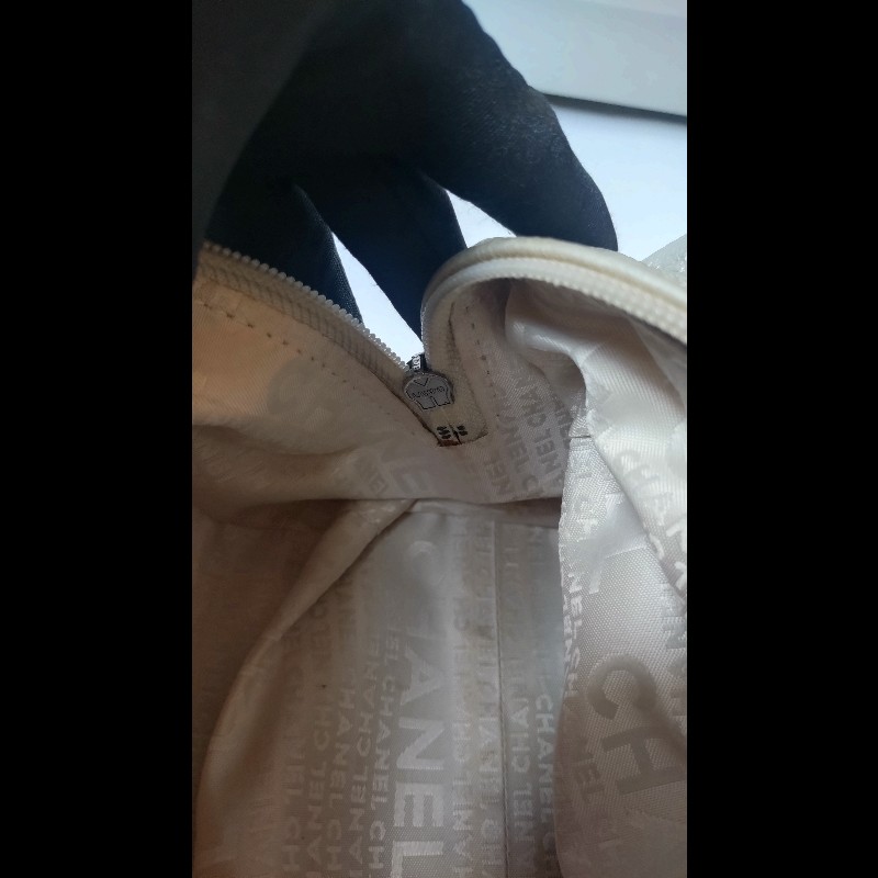 Chanel 銀色軟皮革抓皺手提波士頓包-35