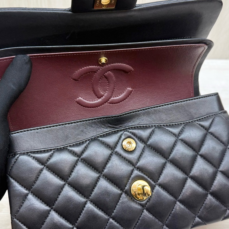 Chaenl 絕對主場✨黑金羊皮COCO23 /A01113-16