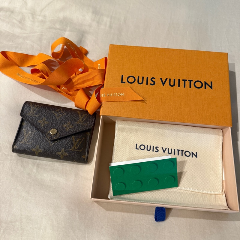 LV 9新Victorine 錢包-1
