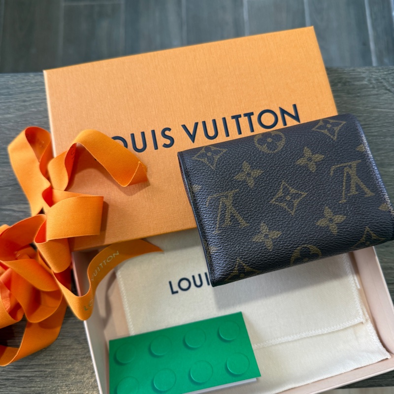 LV 9新Victorine 錢包-3