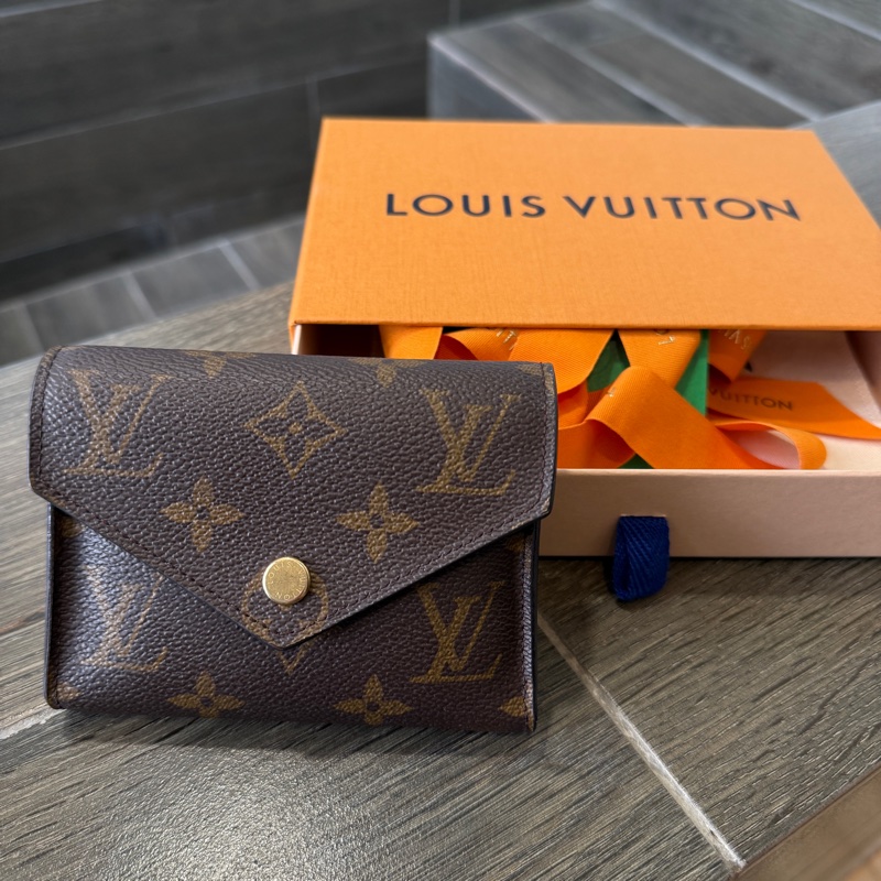 LV 9新Victorine 錢包-9