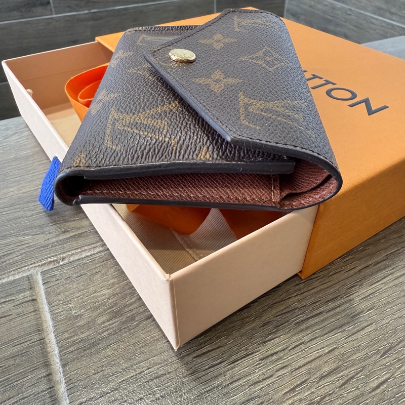 LV 9新Victorine 錢包-12