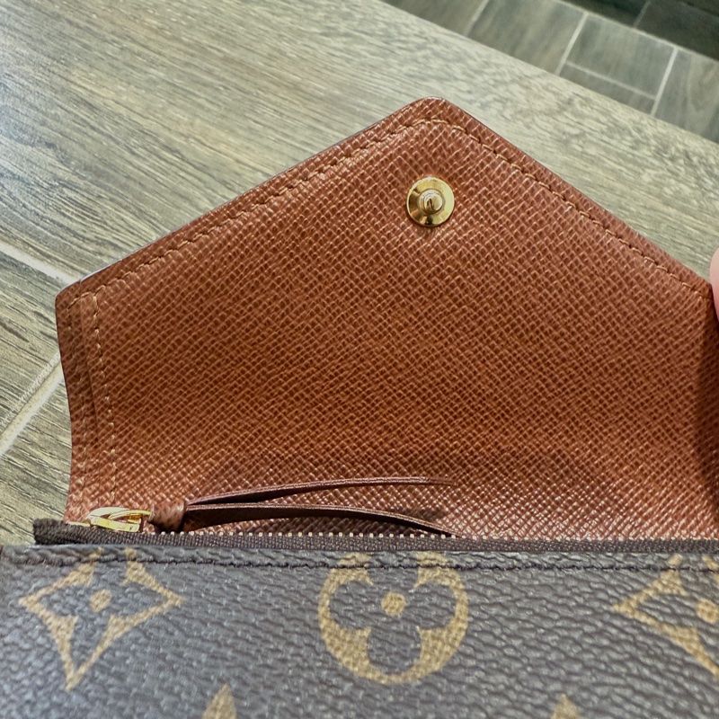 LV 9新Victorine 錢包-20