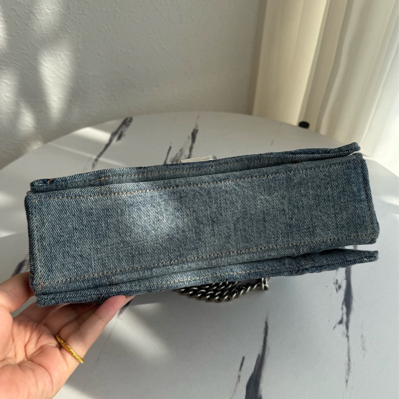 Balenciaga 丹寧銀釦沙漏包-4