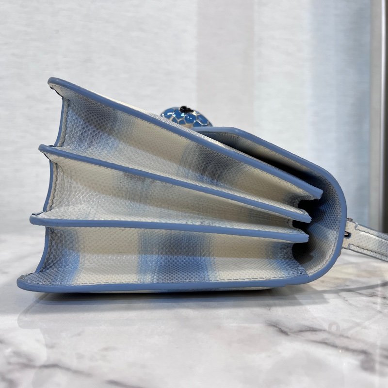 Bvlgari 白藍漸層水蛇皮水藍琺瑯蛇頭下蓋手提肩背包-5