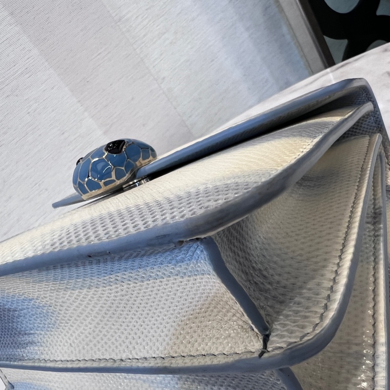 Bvlgari 白藍漸層水蛇皮水藍琺瑯蛇頭下蓋手提肩背包-6