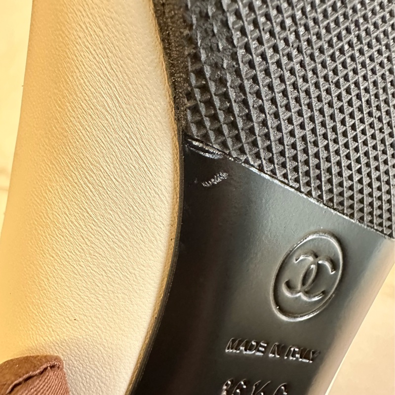 Chanel 後繫帶雙色瑪麗珍鞋-7