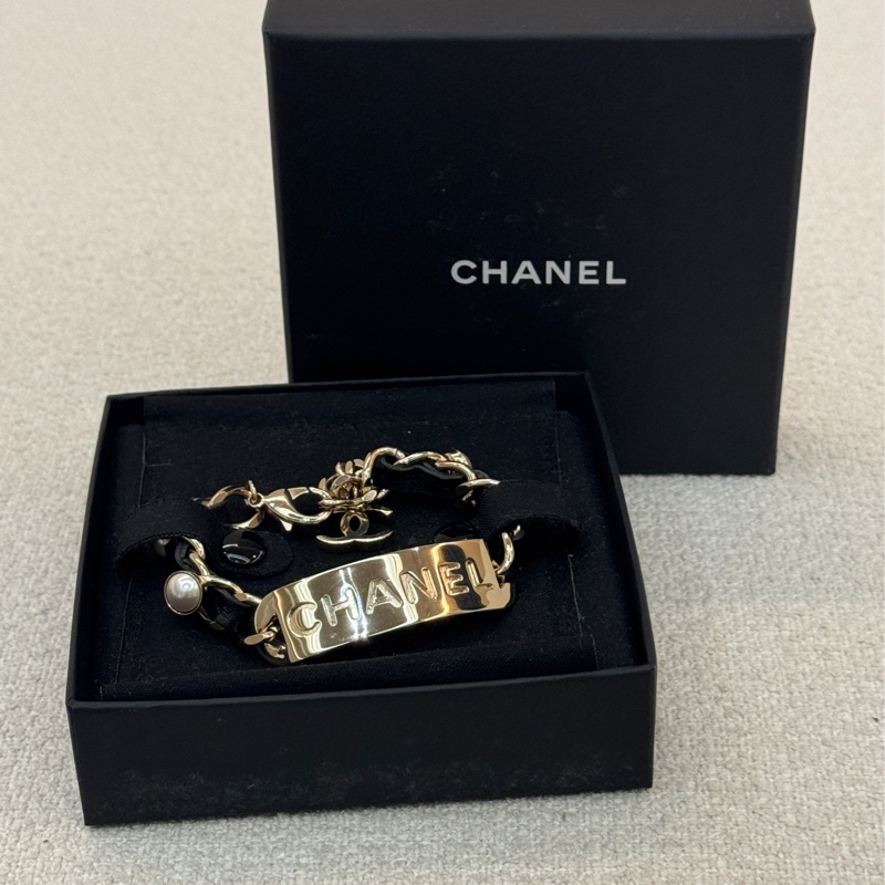 Chanel 皮穿練手環-7
