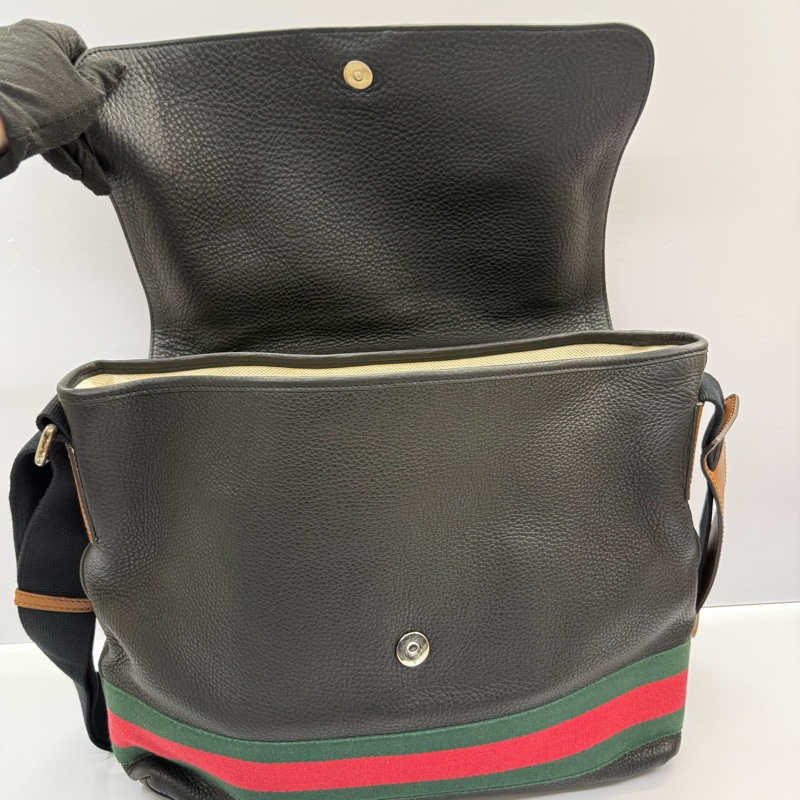 GUCCI 古馳 黑色SHERRY LINE斜背郵差包 281421-6