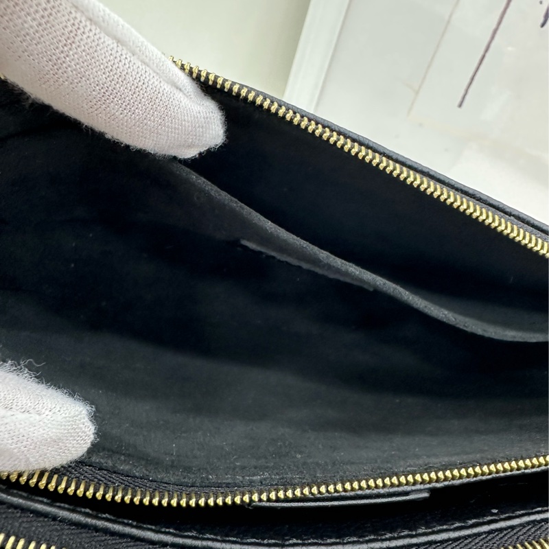 LV黑色老花粒面壓紋牛皮四合一晶片款-7