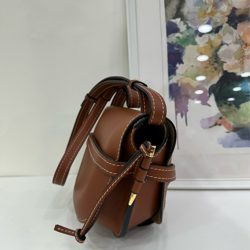 Loewe 羅意威 gate蝴蝶結焦糖棕色牛皮小號 馬鞍包-4