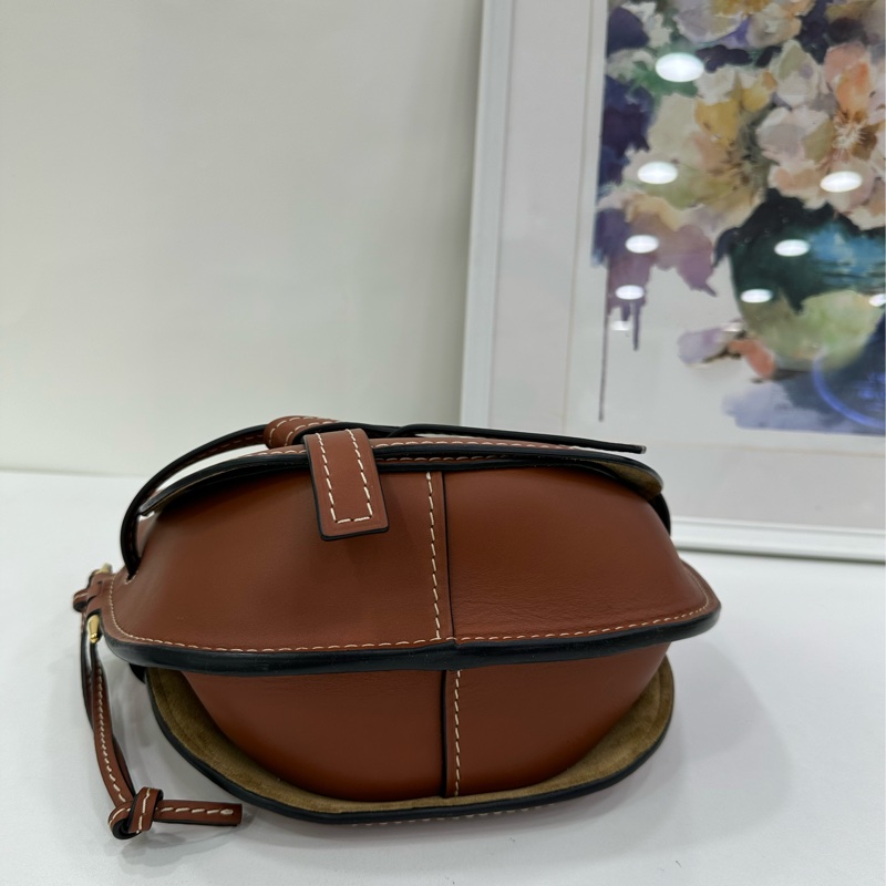 Loewe 羅意威 gate蝴蝶結焦糖棕色牛皮小號 馬鞍包-5