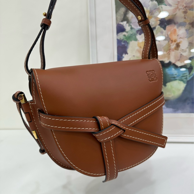 Loewe 羅意威 gate蝴蝶結焦糖棕色牛皮小號 馬鞍包-6