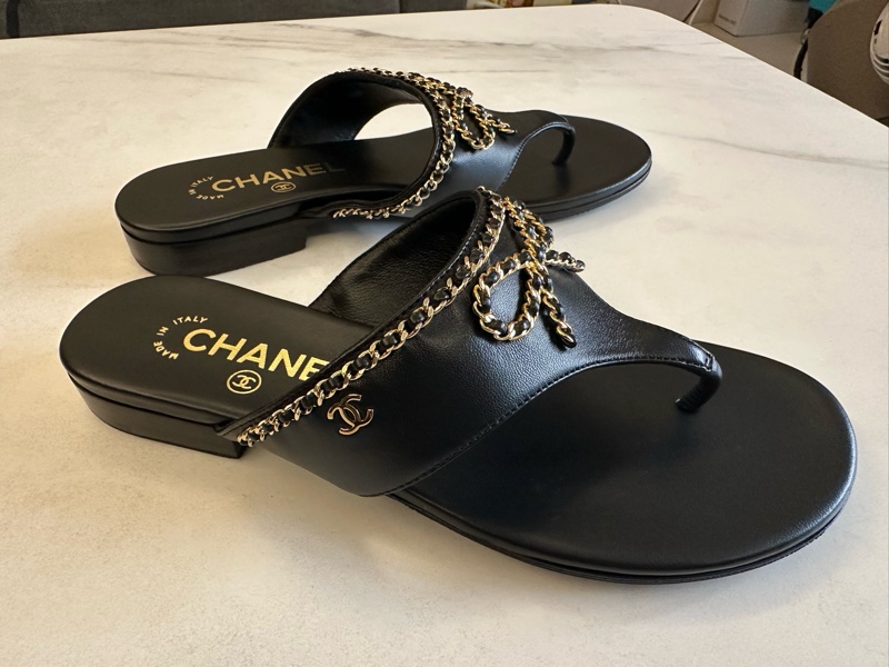 Chanel 蝴蝶結皮穿鍊人字拖鞋-1