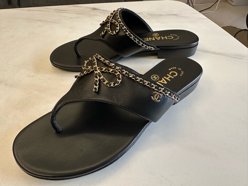Chanel 蝴蝶結皮穿鍊人字拖鞋-2