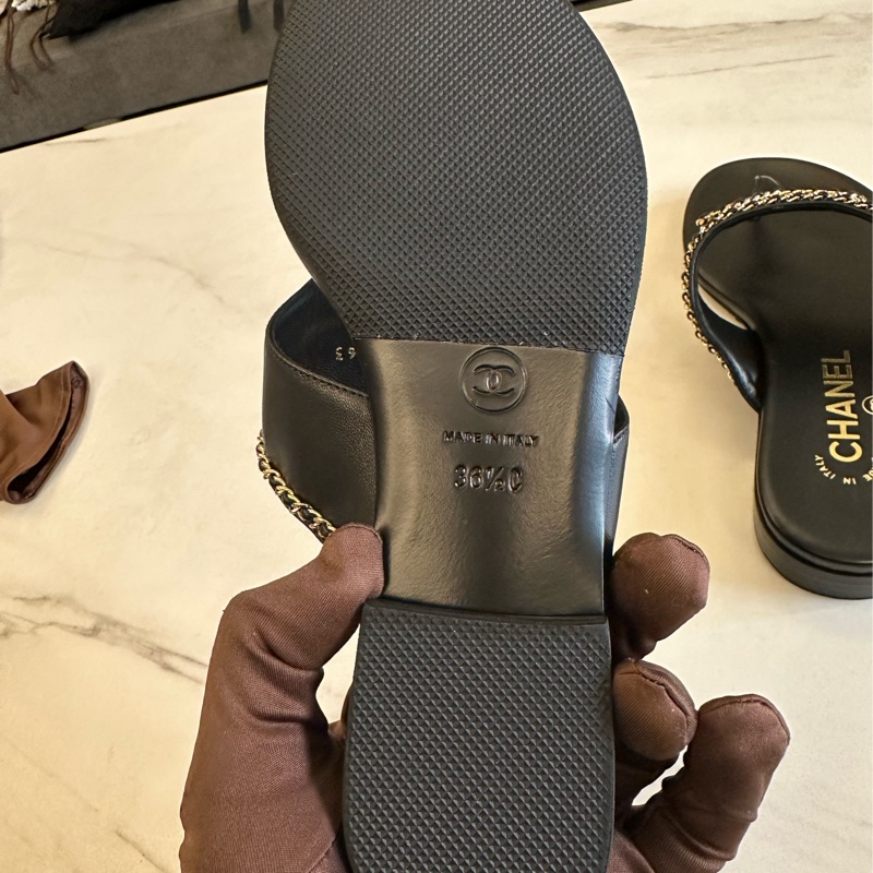 Chanel 蝴蝶結皮穿鍊人字拖鞋-5