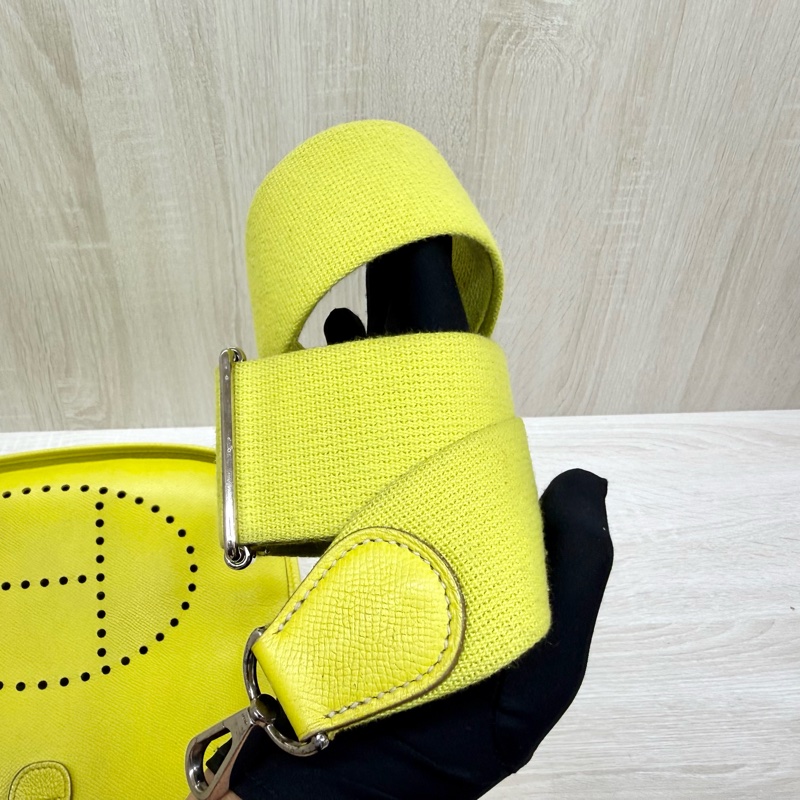 HERMES 💛9R萊姆黃EPSOM皮Evelyne29cm-17