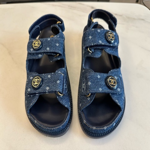 Chanel 藍色牛仔涼鞋