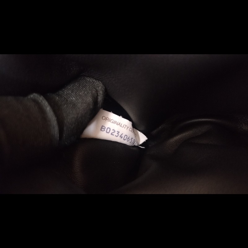 BV 金釦黑毛線編織大手拿包-22