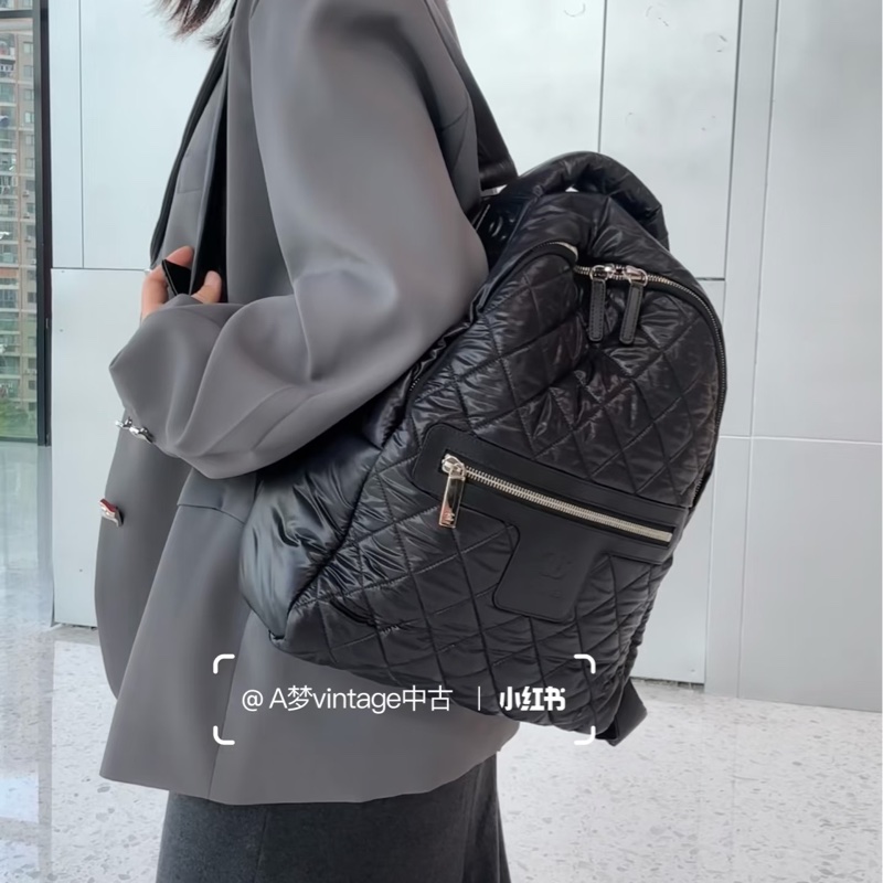 限時超低價😍99新🌟Chanel香奈兒全黑空氣後背包雙肩包書包-1