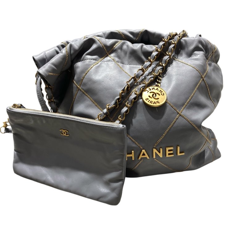 CHANEL 22 鏈條束口肩背包 小羊皮 灰藍色 金色金具-14