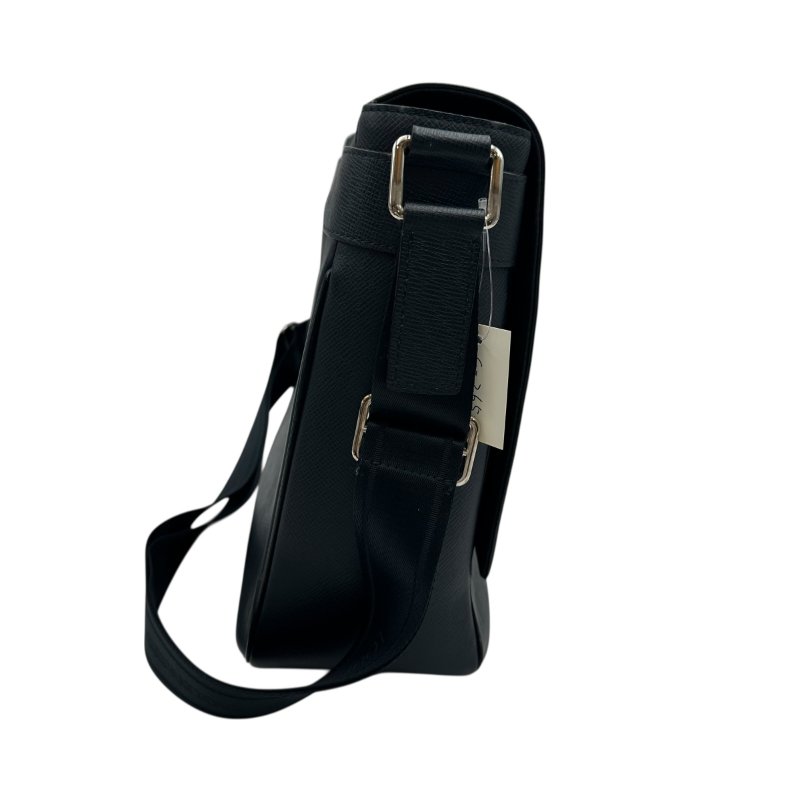 【美收精品】LOUIS VUITTON 黑色單肩包 C-265【隔月月中將轉賣至日本 上架期限30天】-3