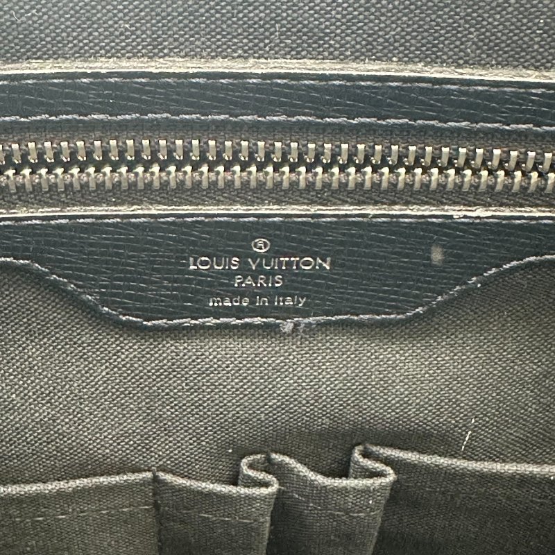 【美收精品】LOUIS VUITTON 黑色單肩包 C-265【隔月月中將轉賣至日本 上架期限30天】-13