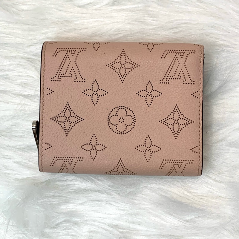 LV老花 Mono-Mahina Short Wallet 粉色短錢包-2