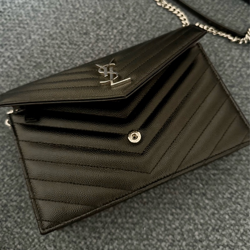 聖羅蘭 YSL WOC 粒面皮革信封袋式鏈條錢包/魚子醬/手拿 斜背包-2