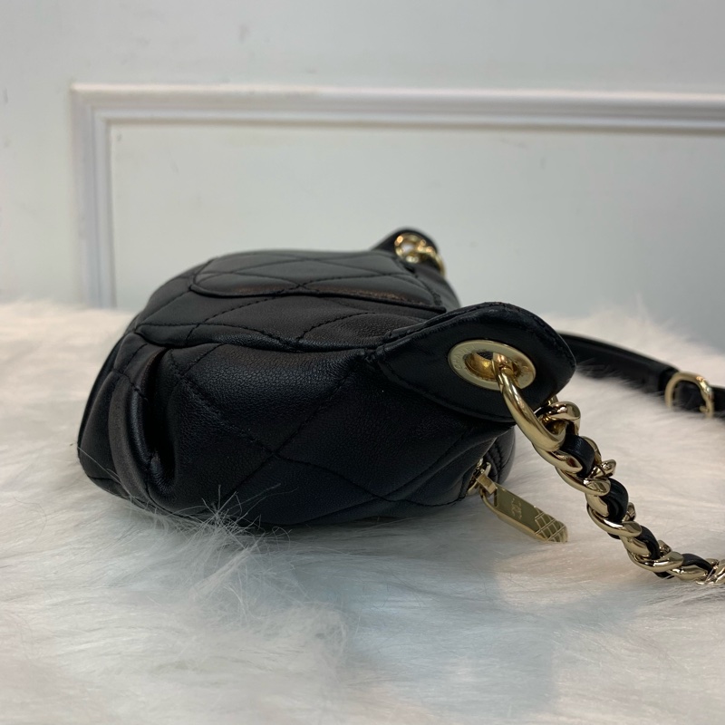 罕有風靡全球Chanel黑色小羊皮腰包-4