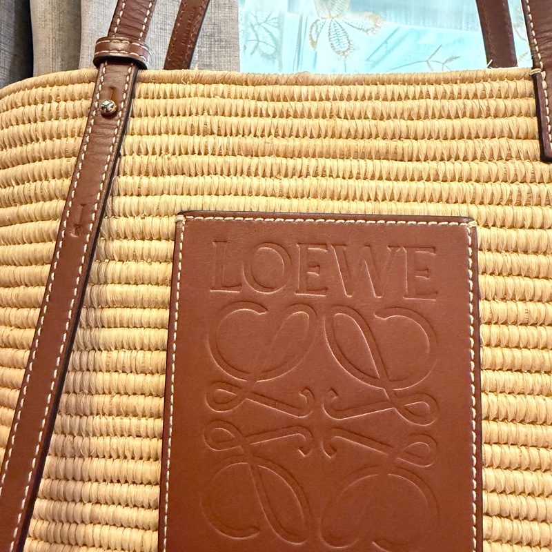 Loewe草編肩背包/手提包  夏天必備 誠可議價-4