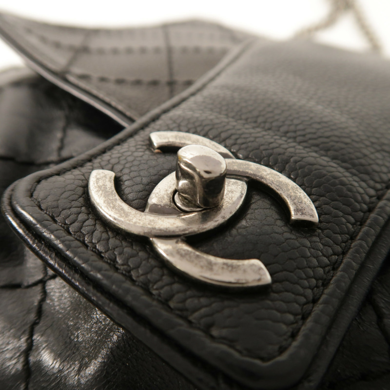 CHANEL 牛皮皮革Chain Shoulder銀扣鏈帶肩背袋-12