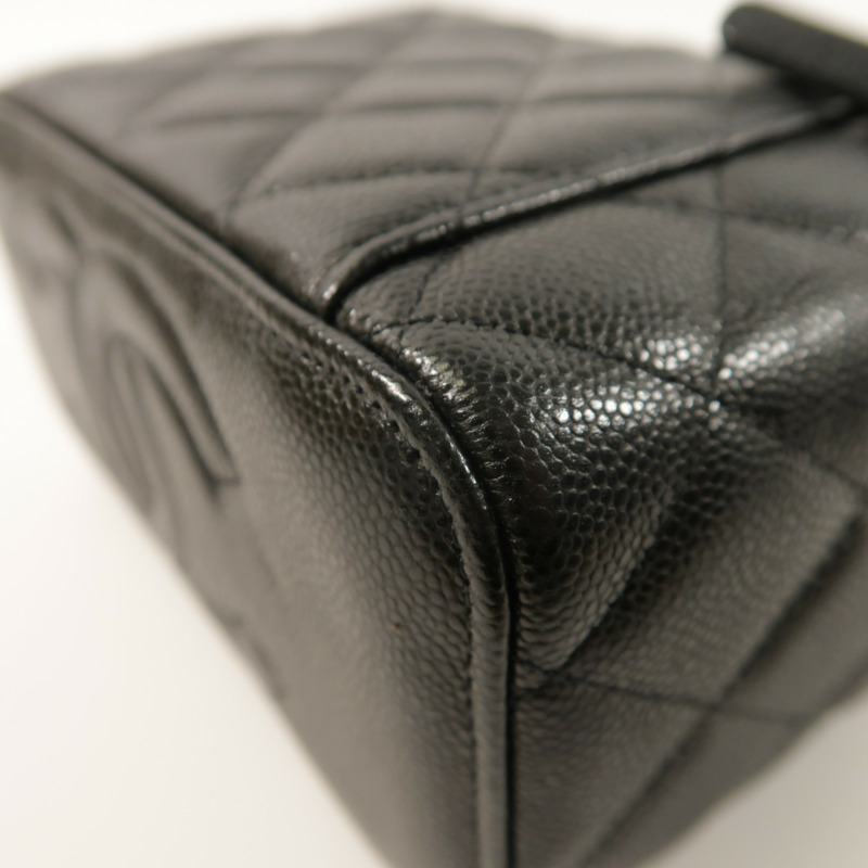 CHANEL 牛皮皮革Vanity Case金扣鏈帶肩背袋-12