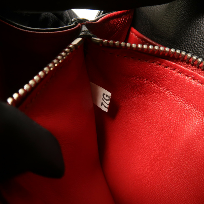 PRADA 牛皮皮革Shoulder銀扣肩背袋-8