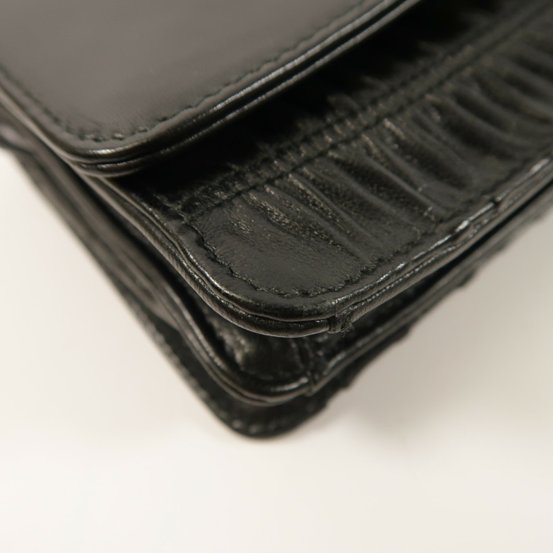 PRADA 牛皮皮革Shoulder銀扣肩背袋-14