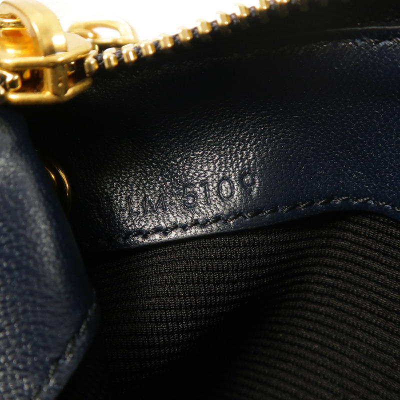 CELINE 羊皮皮革Trio金扣肩背袋-8