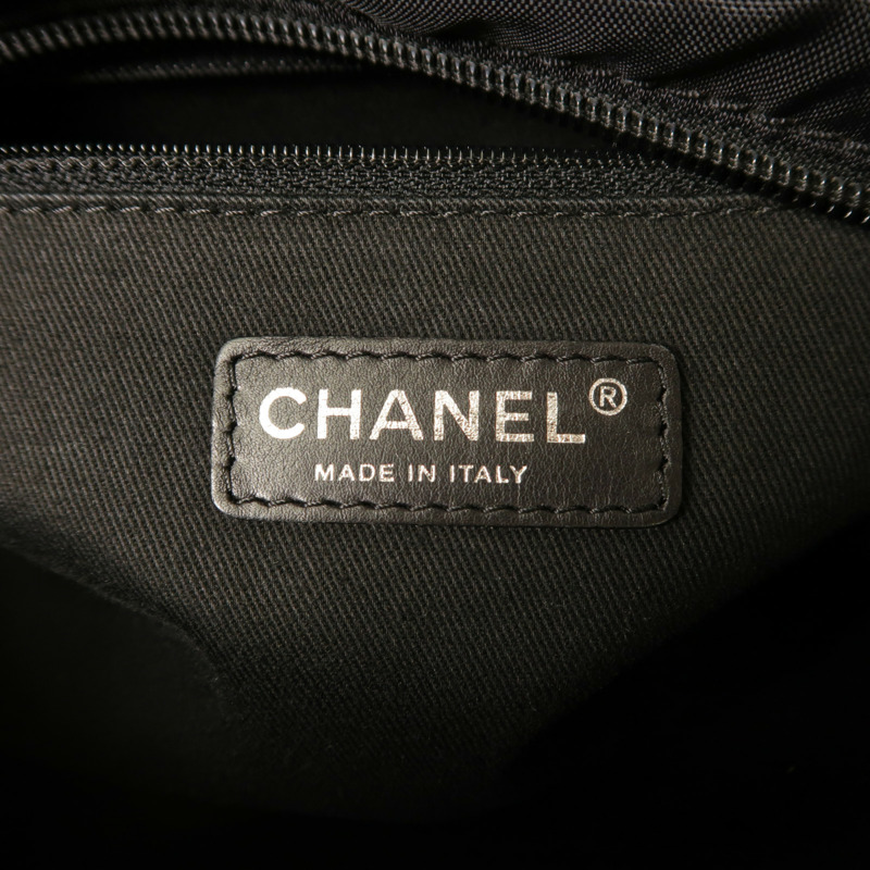 CHANEL 尼龍Shoulder Bag銀扣肩背袋-5