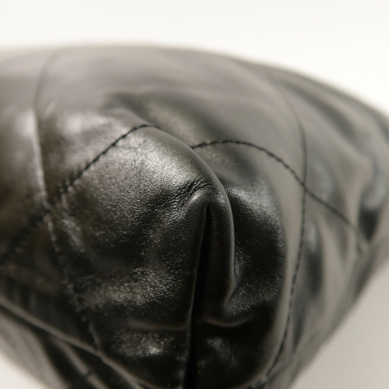 CHANEL 牛皮皮革22 Small鏈帶肩背袋-11