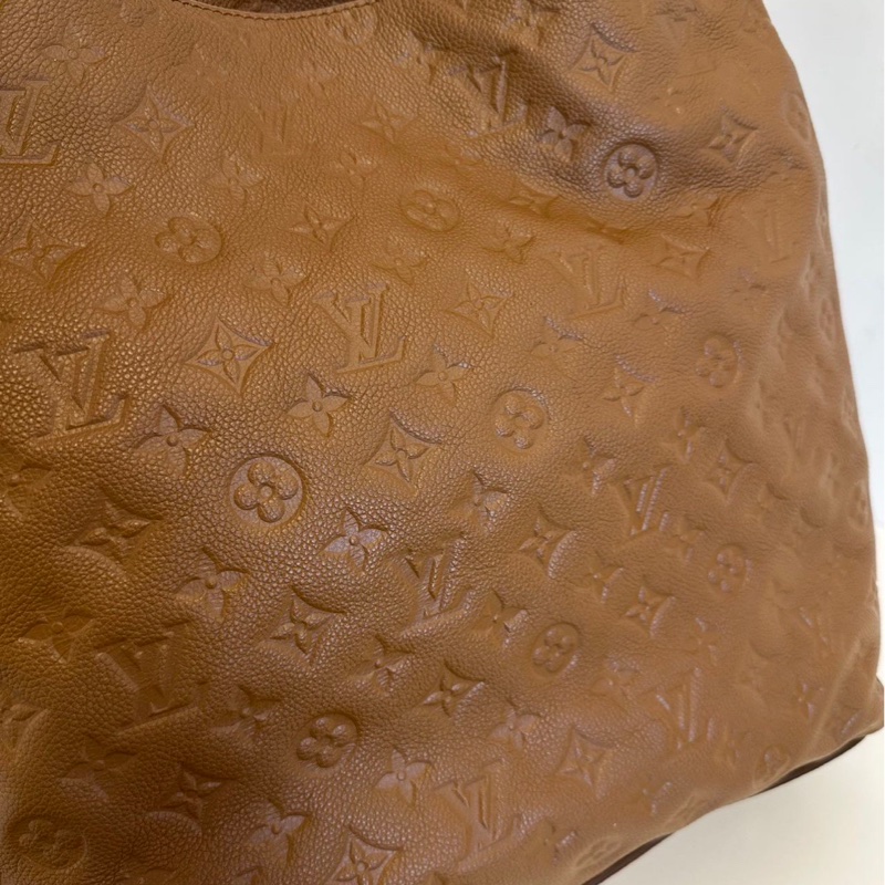 LV全皮壓花Métis Hobo肩背斜背包-1