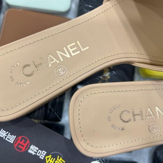 東區正精品㊣CHANEL G38360 全新香奈兒駝色全皮珍珠雙C鞋拖鞋 36.5號 RZ6301-3