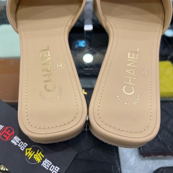 東區正精品㊣CHANEL G38360 全新香奈兒駝色全皮珍珠雙C鞋拖鞋 36.5號 RZ6301-4