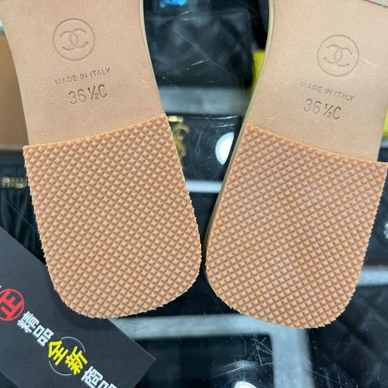 東區正精品㊣CHANEL G38360 全新香奈兒駝色全皮珍珠雙C鞋拖鞋 36.5號 RZ6301-5