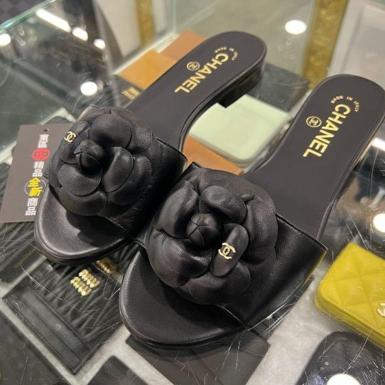 東區正精品㊣CHANEL G45499全新香奈兒黑色山茶花全皮金雙C涼鞋拖鞋 37號 RZ6302-1