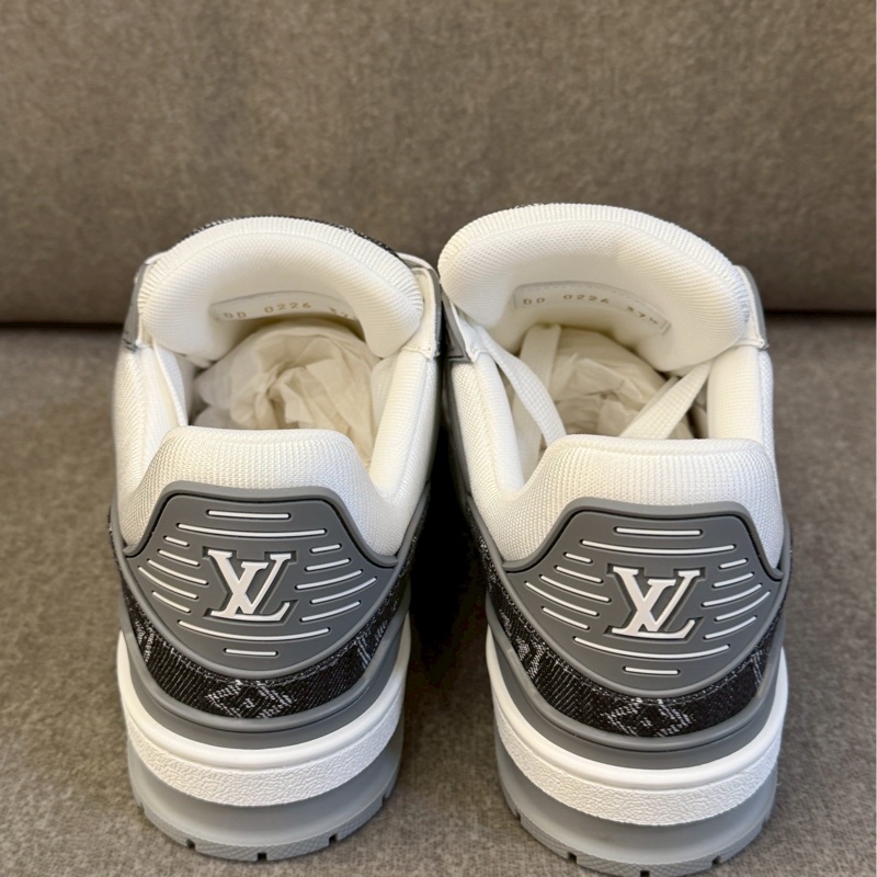 LV trainer灰牛仔-4