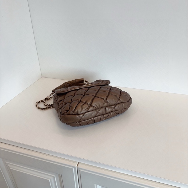 Chanel 香奈兒 古銅金泡芙全皮 腋下單肩包 尺寸約29*23  手感柔軟 厚實肩托-5