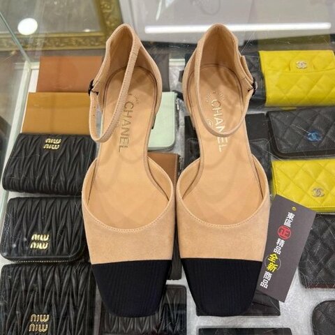東區正精品㊣CHANEL G38256全新香奈兒駝色麂皮黑頭帆布小雙C涼鞋平底鞋 37號 RZ6304