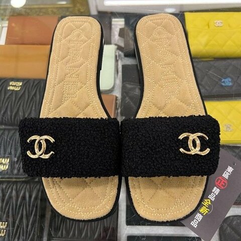 東區正精品㊣CHANEL G45038 全新香奈兒黑色絨毛金雙C涼鞋拖鞋 37號 RZ6305