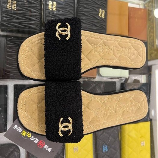 東區正精品㊣CHANEL G45038 全新香奈兒黑色絨毛金雙C涼鞋拖鞋 37號 RZ6305-4