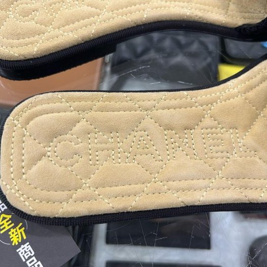 東區正精品㊣CHANEL G45038 全新香奈兒黑色絨毛金雙C涼鞋拖鞋 37號 RZ6305-6